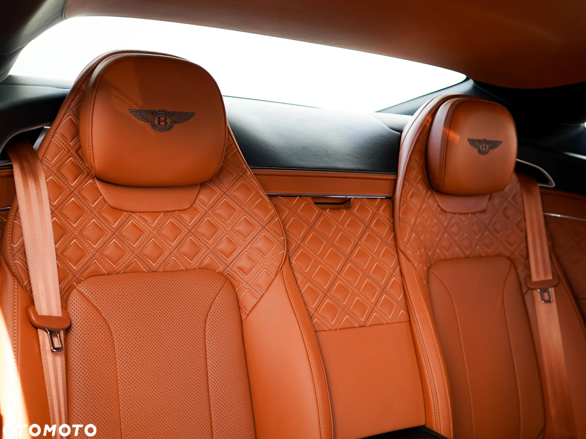 Bentley Continental GT - 17