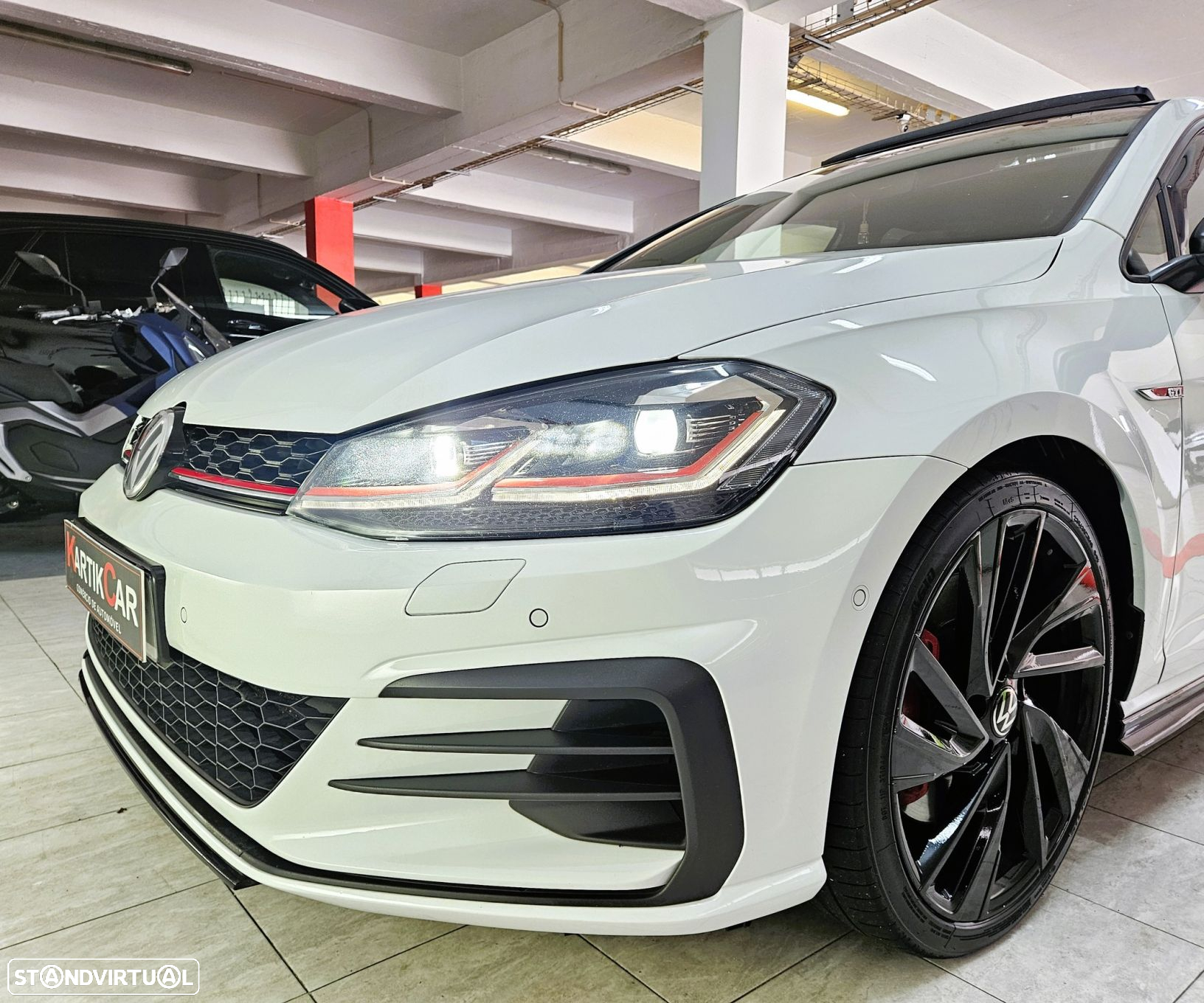 VW Golf GTI TCR 2.0 TSI OPF DSG - 22