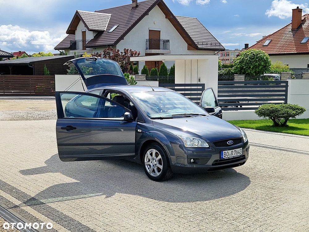 Ford Focus 1.6 16V Ambiente - 6