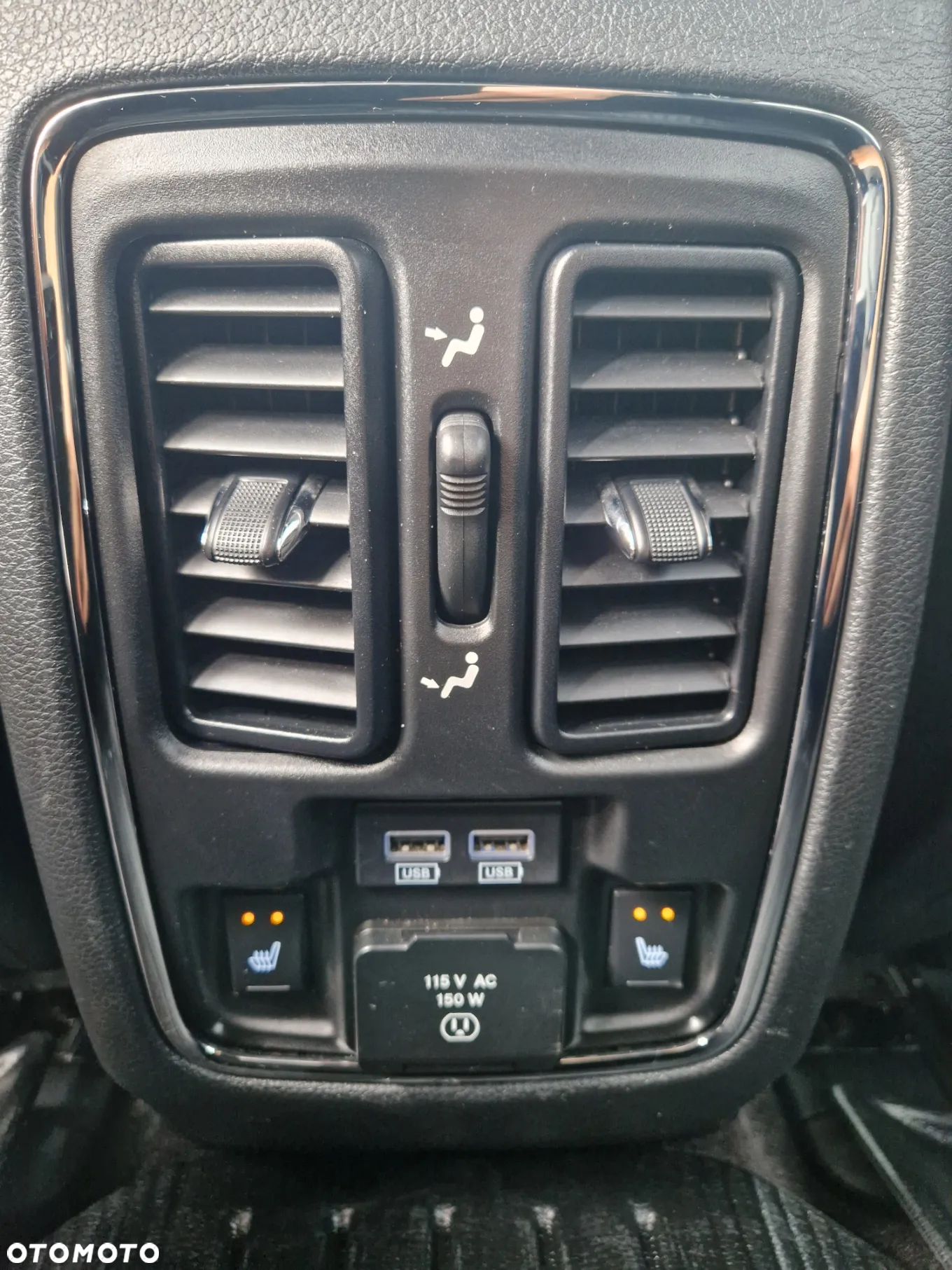 Jeep Grand Cherokee - 25