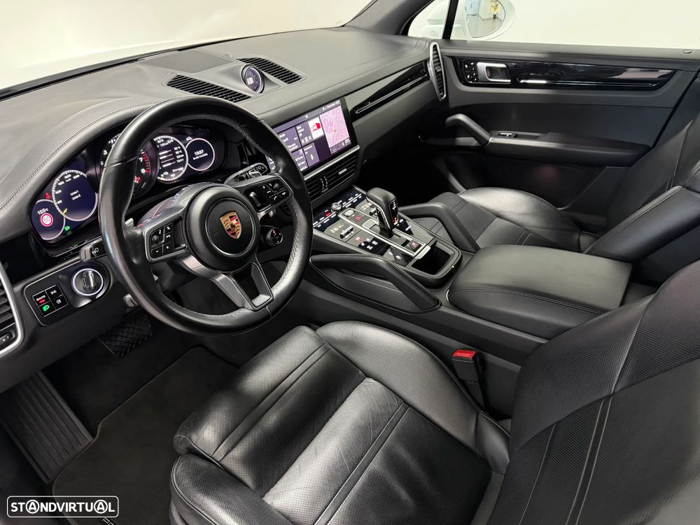 Porsche Cayenne E-Hybrid - 16