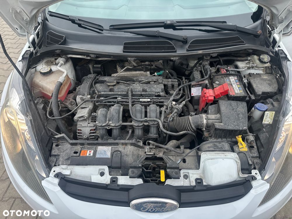 Ford Fiesta 1.4 Trend - 10