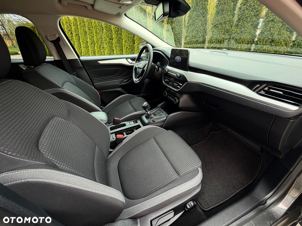 Ford Focus 1.5 EcoBlue STart-Stopp-System TITANIUM - 25