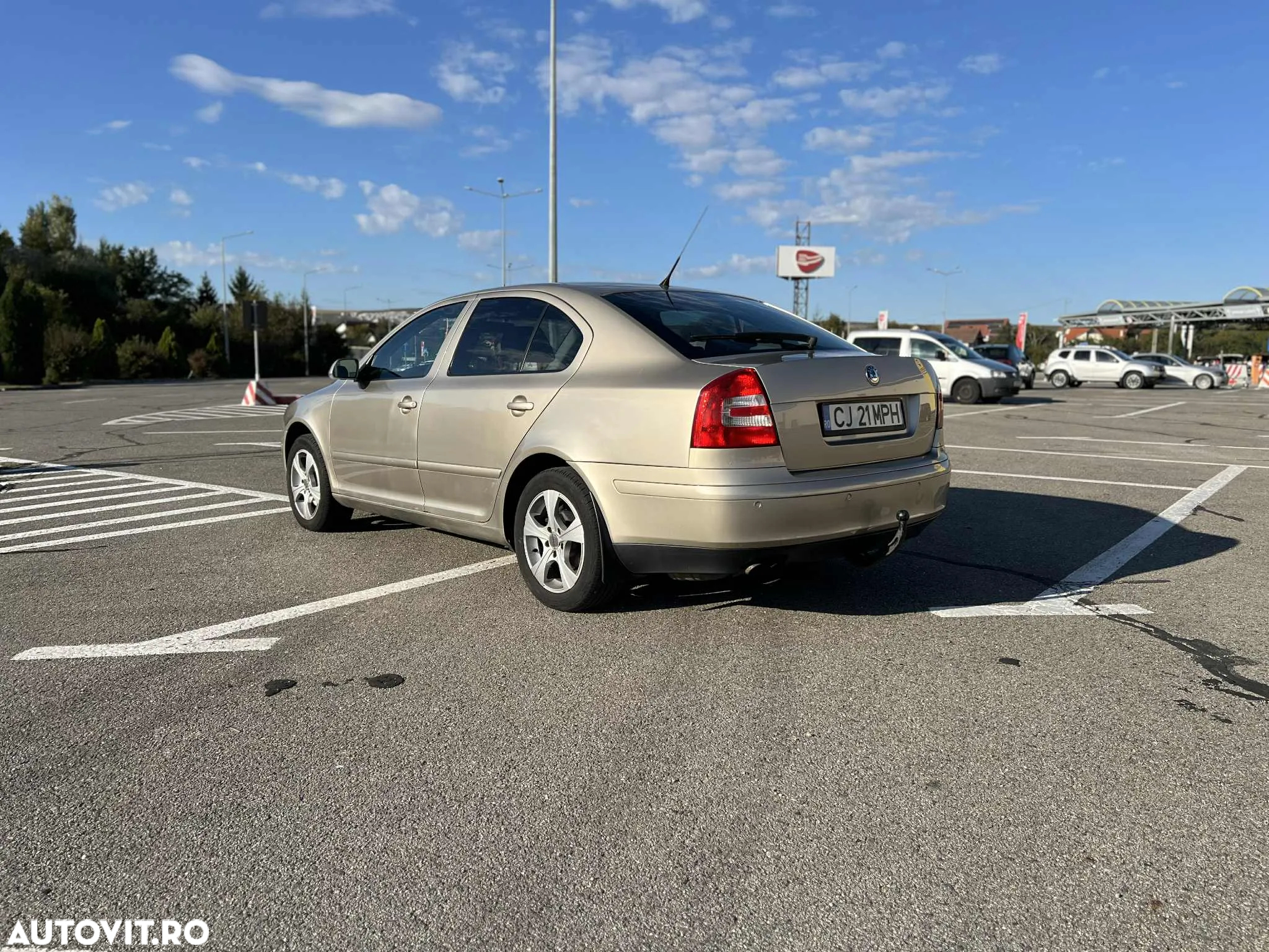 Skoda Octavia 2.0 FSI Trend - 2