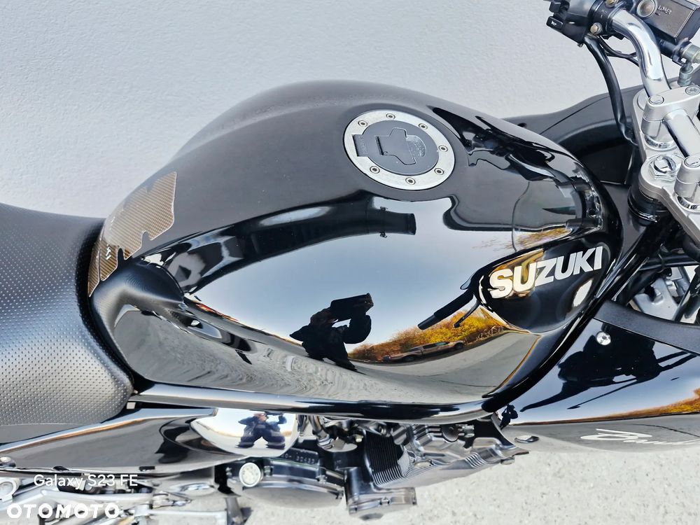 Suzuki Bandit - 25