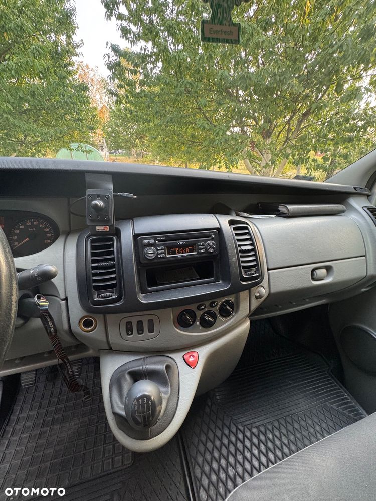 Opel Vivaro - 16