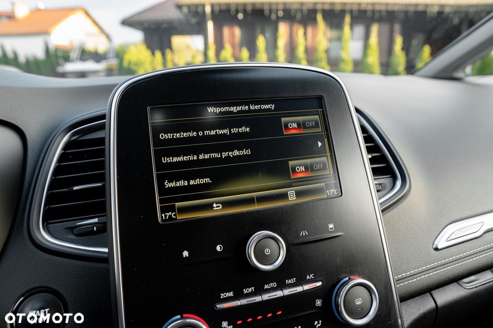 Renault Grand Scenic TCe 140 GPF EDC INTENS - 36