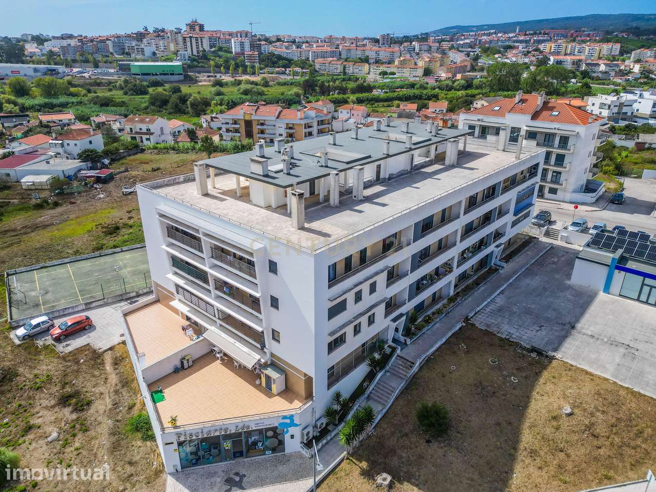 Apartamento T3 com garagem dupla na Estrada de Mira – Figueira da Foz - Grande imagem: 2/48