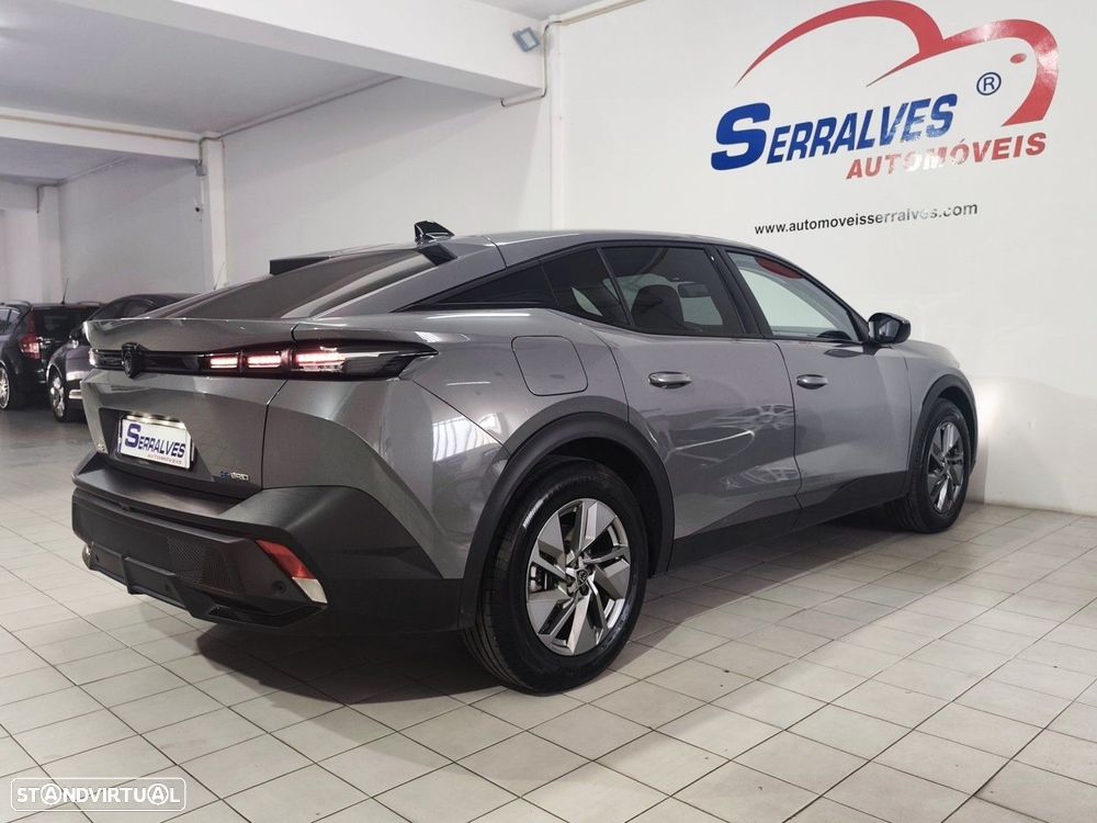Peugeot 408 1.6 Hybrid Allure e-EAT8 - 6