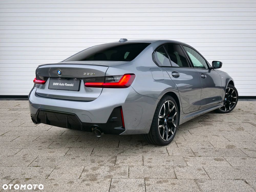 BMW Seria 3 330i xDrive M Sport sport - 9