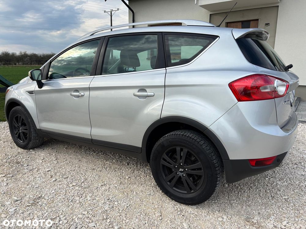 Ford Kuga 2.0 TDCi 4x4 Titanium - 23