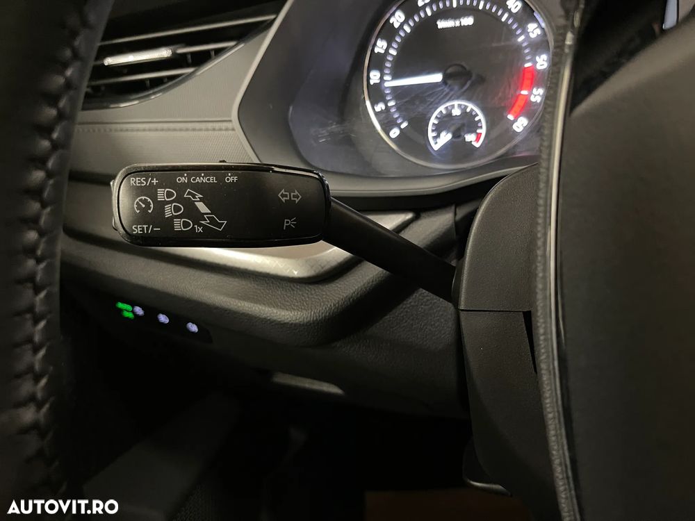 Skoda Octavia 2.0 TDI DSG Ambition - 24