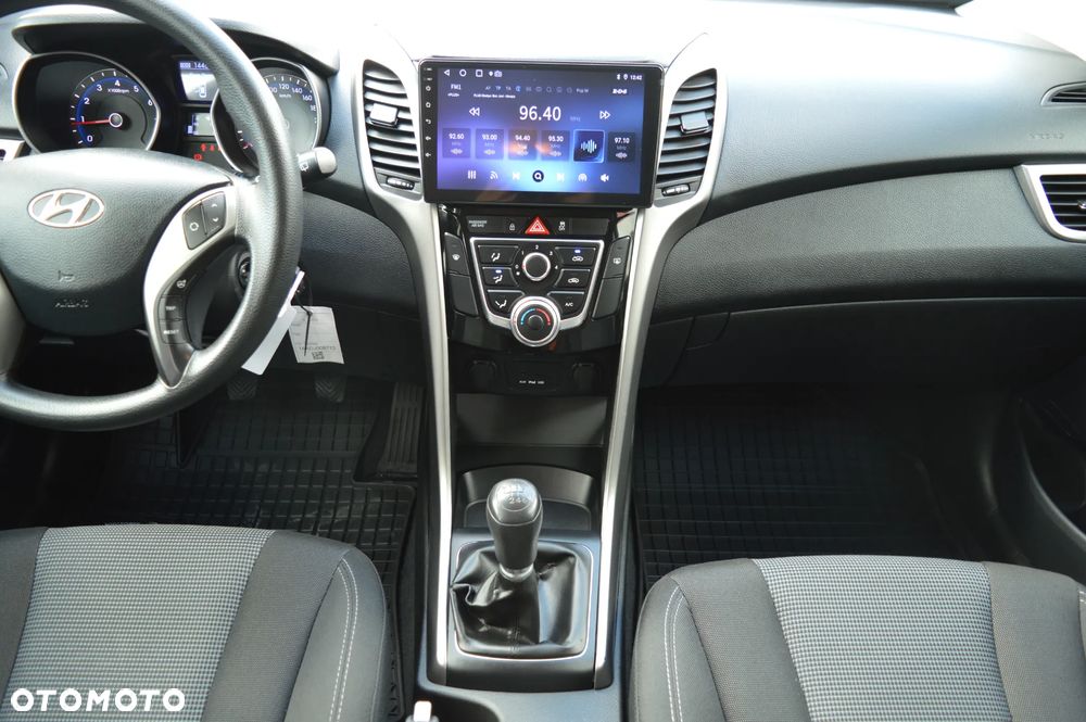 Hyundai i30 i30cw 1.4 Fifa World Cup Edition - 17