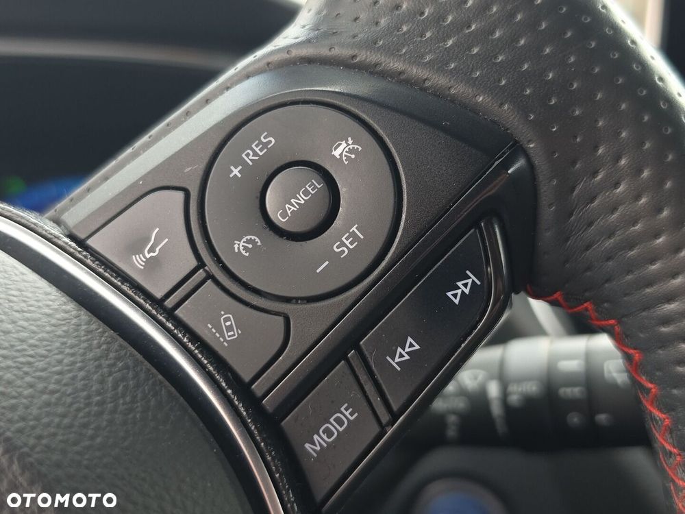 Toyota Corolla 2.0 Hybrid GR Sport - 18
