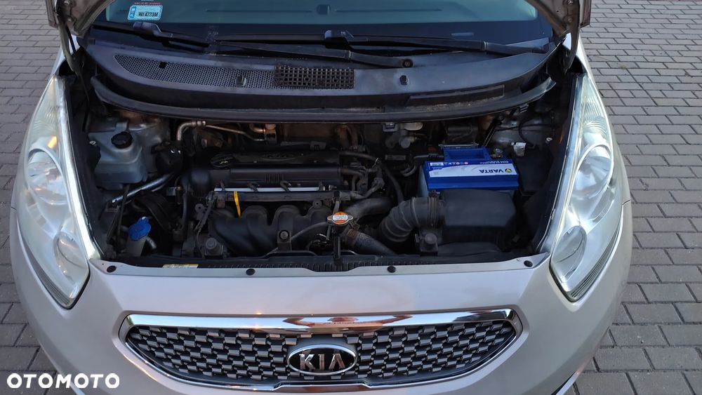 Kia Venga - 8