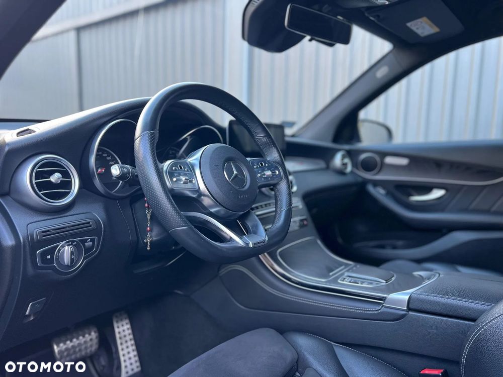 Mercedes-Benz GLC - 19