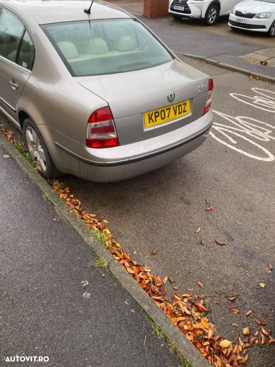 Dezmembrez Skoda Superb 1 - 3