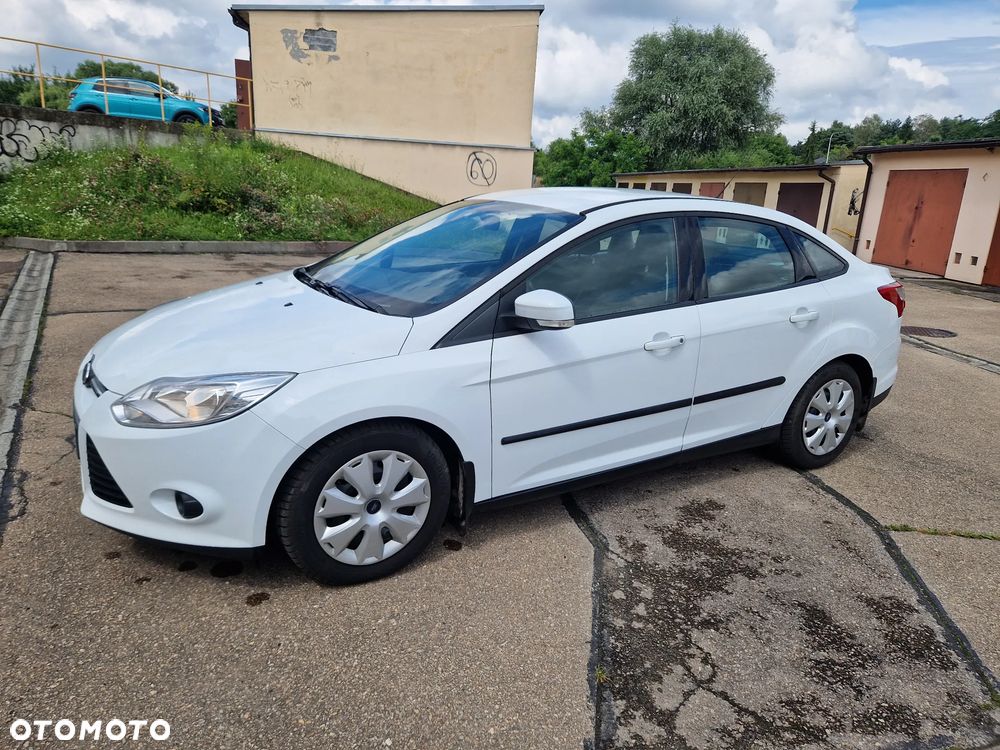 Ford Focus ver-1-6-tdci-gold-x-trend- - 3