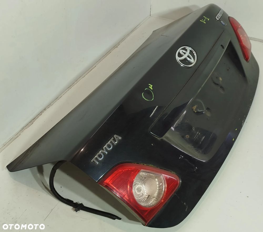 Klapa tylna bagażnika TOYOTA COROLLA E15 07-10 - 3