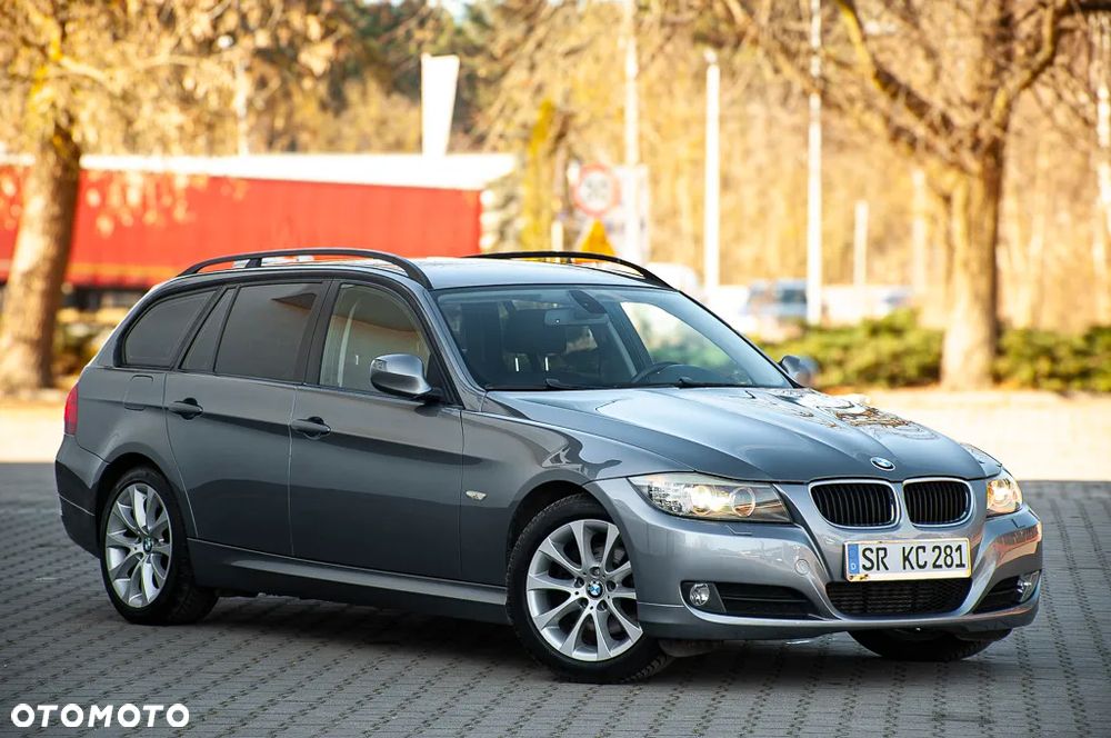 BMW Seria 3 320d - 24