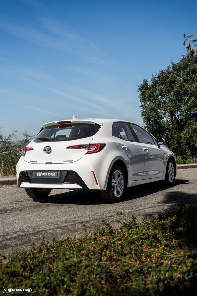 Toyota Corolla 1.8 Hybrid Comfort - 18