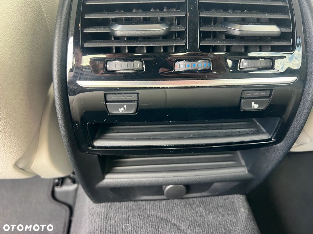 BMW Seria 5 - 30