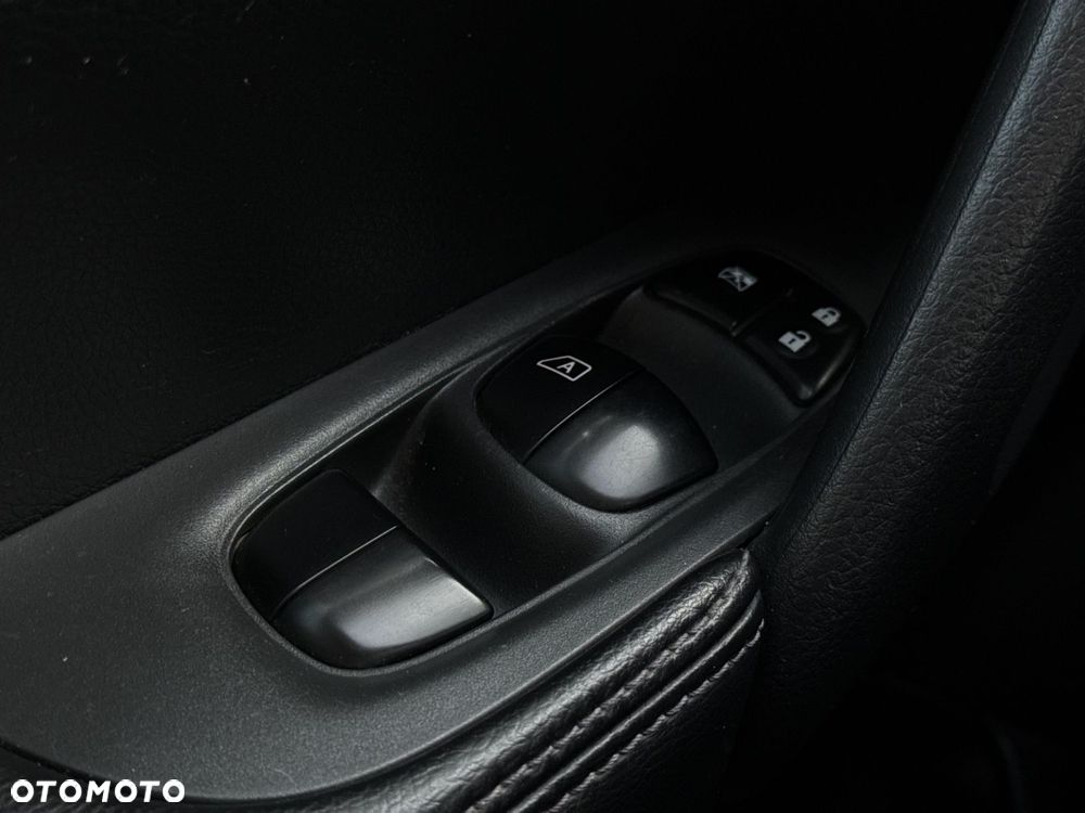 Nissan X-Trail 1.6 DCi Acenta 2WD - 19