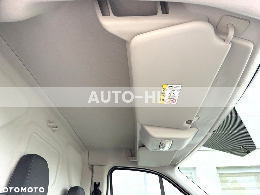 Ford Transit - 21