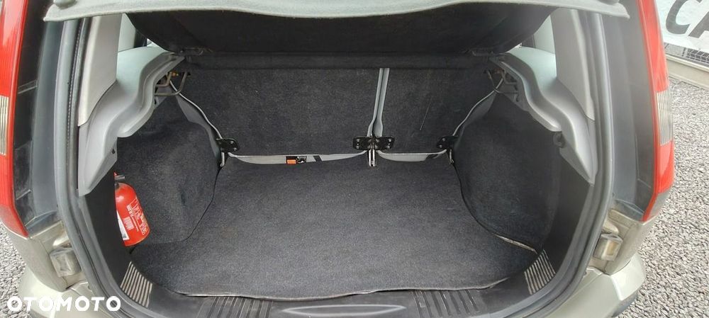 Ford Fusion 1.4 Fun X - 15