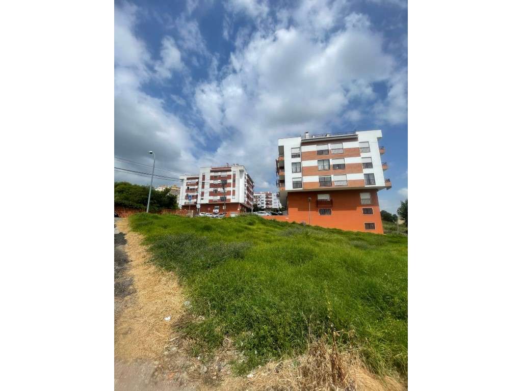 Lote de Terreno Urbano - Grande imagem: 4/5