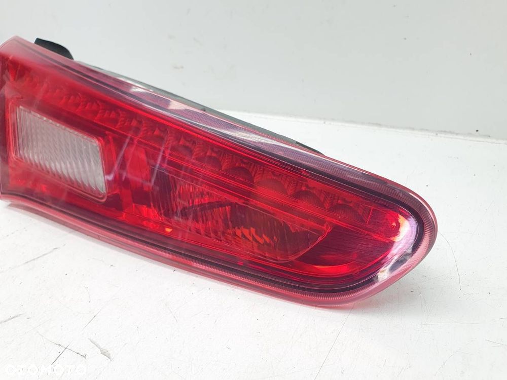LAMPA TYŁ LEWA KLAPY ALFA ROMEO GIULIETTA 50531133 - 2
