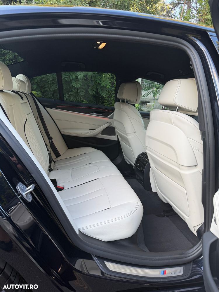 BMW Seria 5 530i xDrive AT MHEV - 18