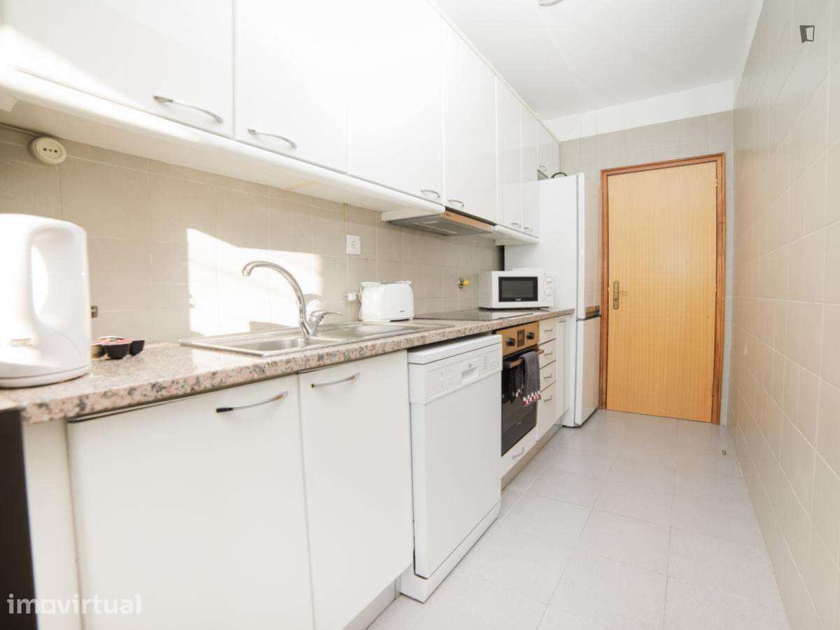 Apartamento com 1 quartos - localizado em Vila nova de gaia - Grande imagem: 4/12