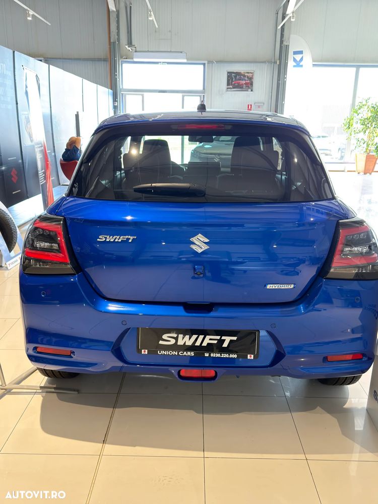 Suzuki Swift 1.2 Dualjet 12V MHEV CVT Passion - 4