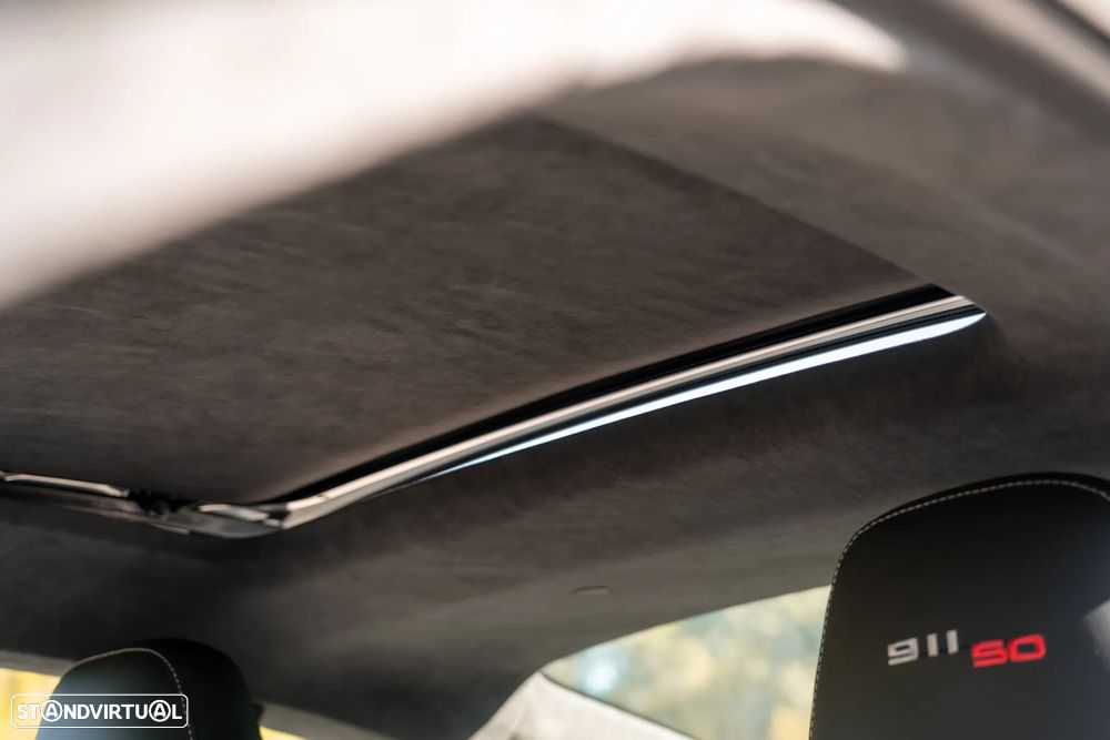 Porsche 911 (991) Carrera 2 50th Anniversary Edition PDK - 14