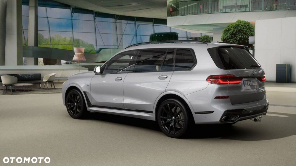 BMW X7 - 7