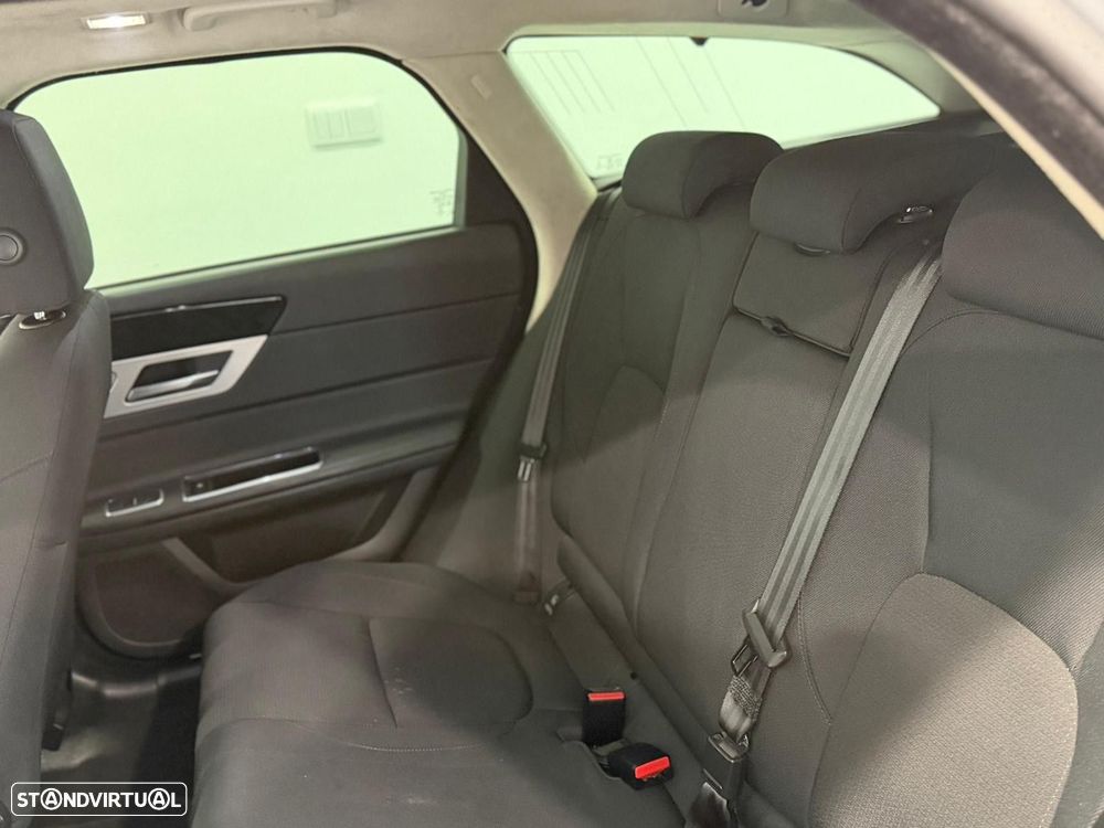 Jaguar XF Sportbrake 2.0 D Pure Aut. - 5