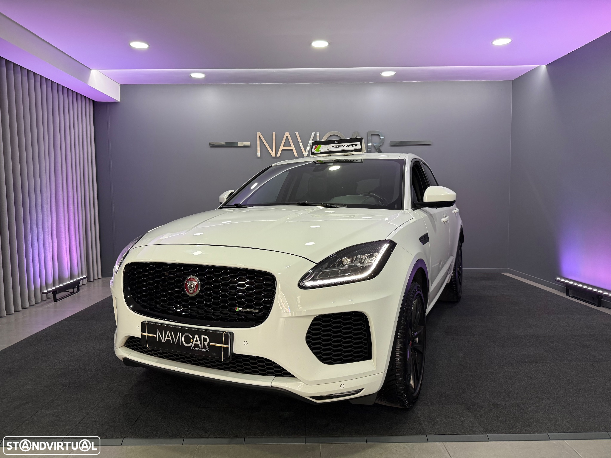 Jaguar E-Pace 2.0 i4D R-Dynamic HSE AWD Aut. - 2