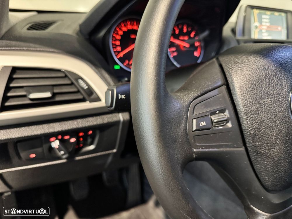 BMW 116 d EDynamics Line Sport - 41