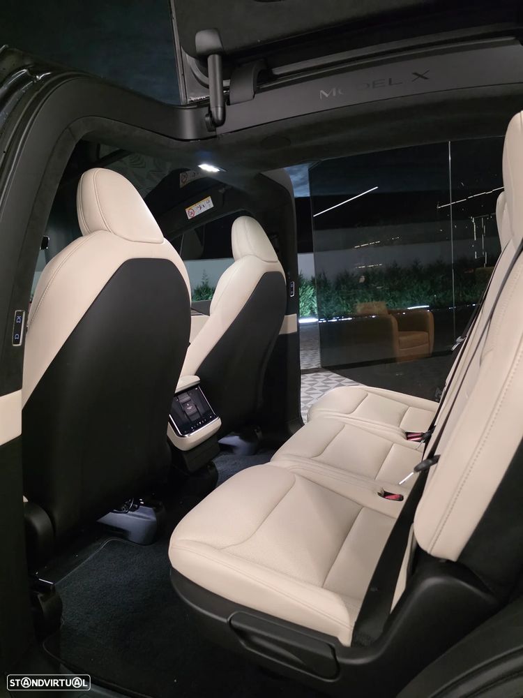 Tesla Model X Long Range AWD - 21