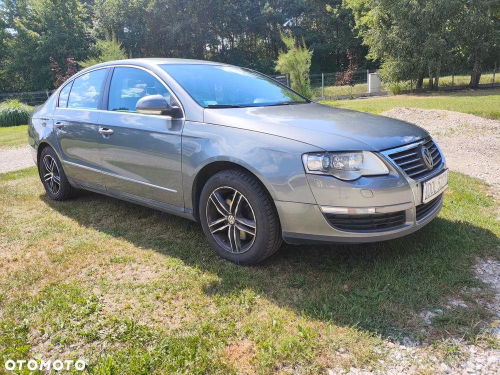 Volkswagen Passat 2.0 FSI Comfortline - 3