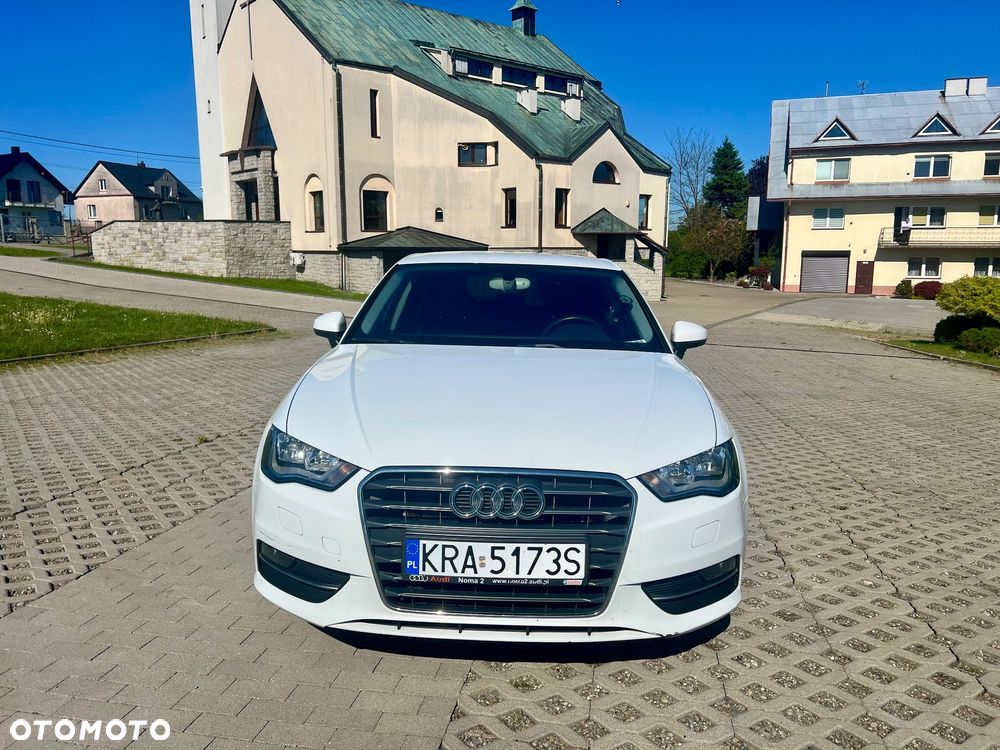 Audi A3 Sportback 1.6 TDI S tronic - 2