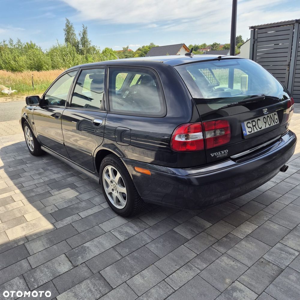 Volvo V40 1.8 Classic Limited Edition - 3