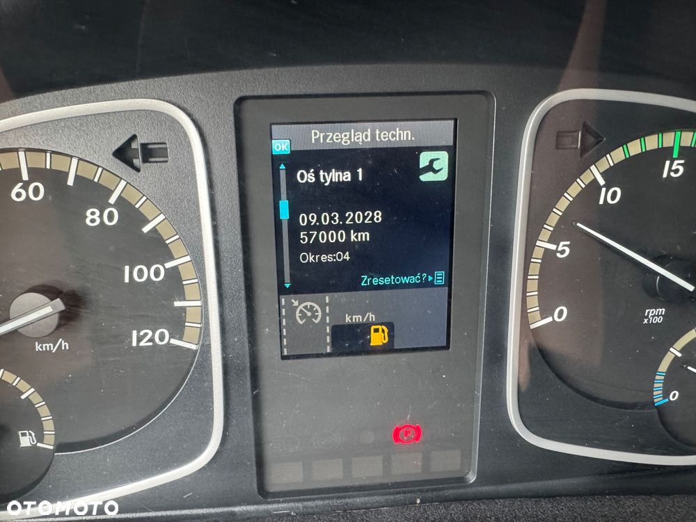 Mercedes-Benz ATEGO - 31