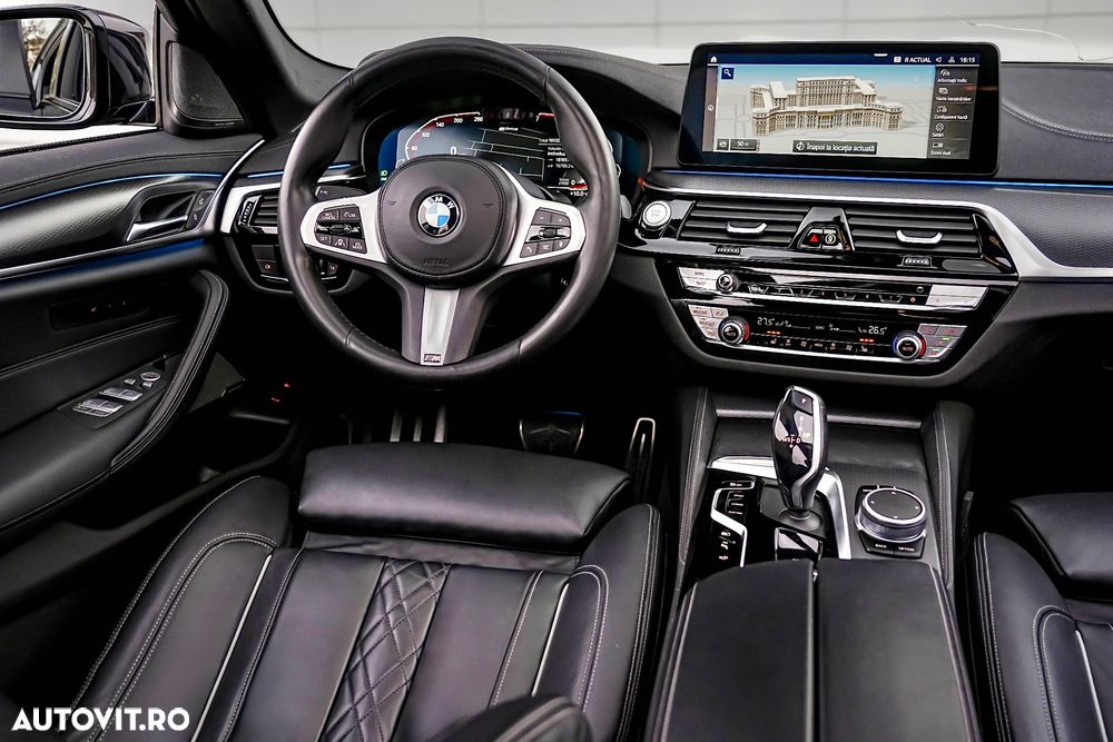 BMW Seria 5 530e Aut. M Sport Edition - 11