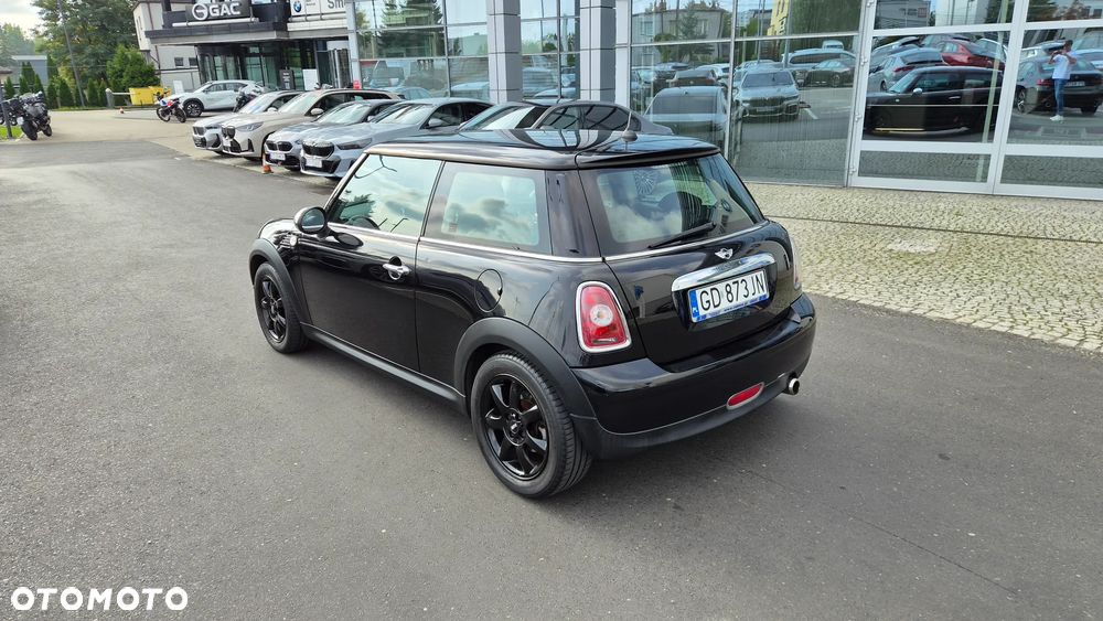 MINI ONE Standard - 8