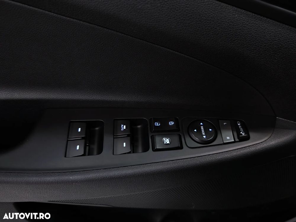 Hyundai Tucson blue 1.7 CRDi 2WD DCT Classic - 12