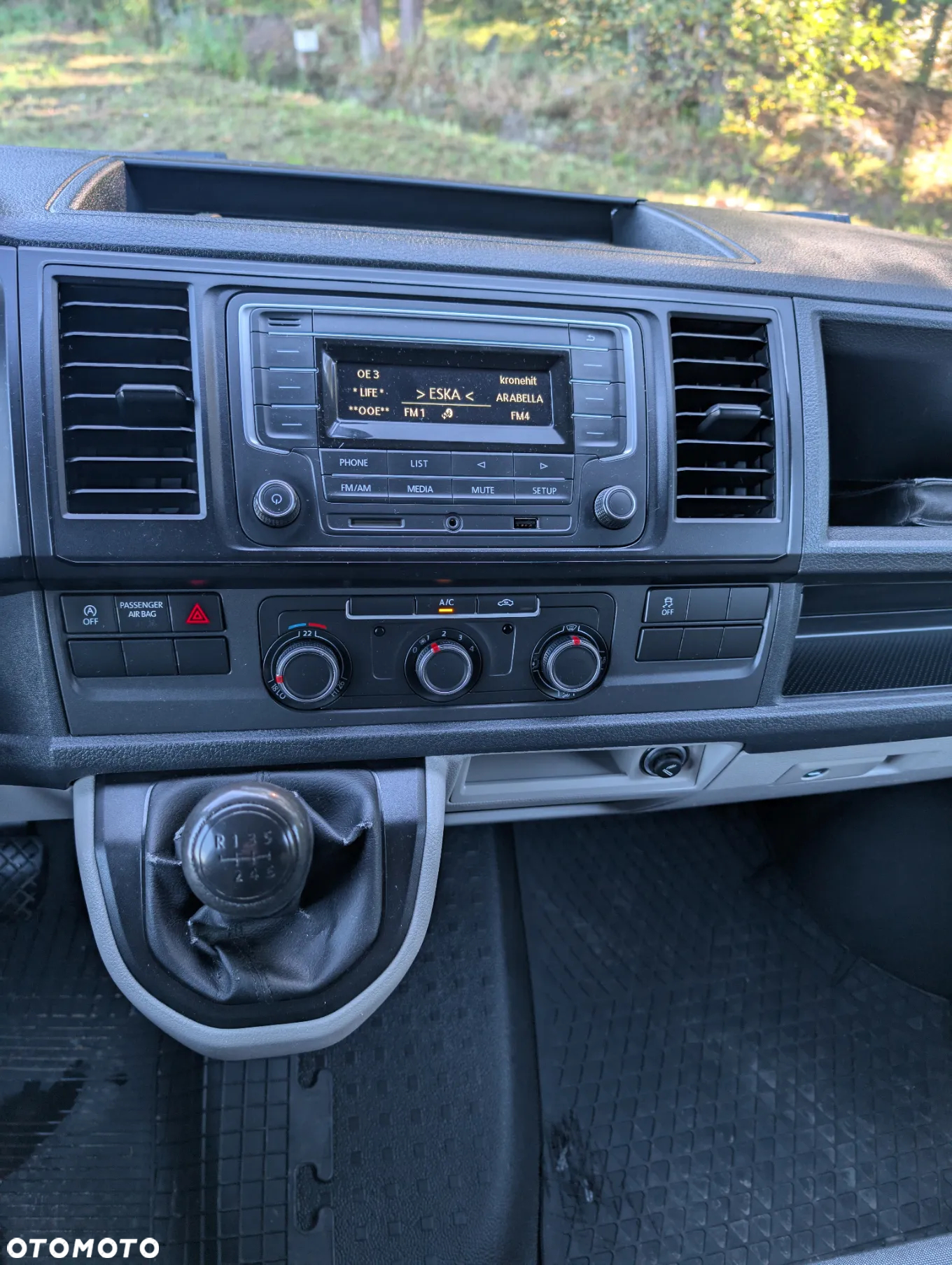 Volkswagen Transporter T6 - 19