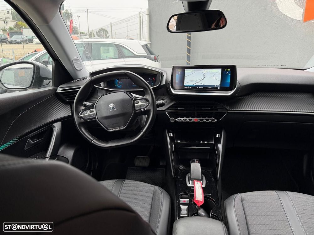 Peugeot e-2008 50 kWh Allure - 17