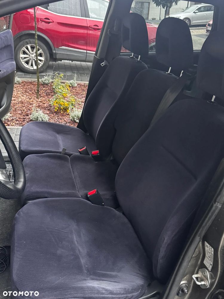 Honda FR-V 1.8 Executive - 13